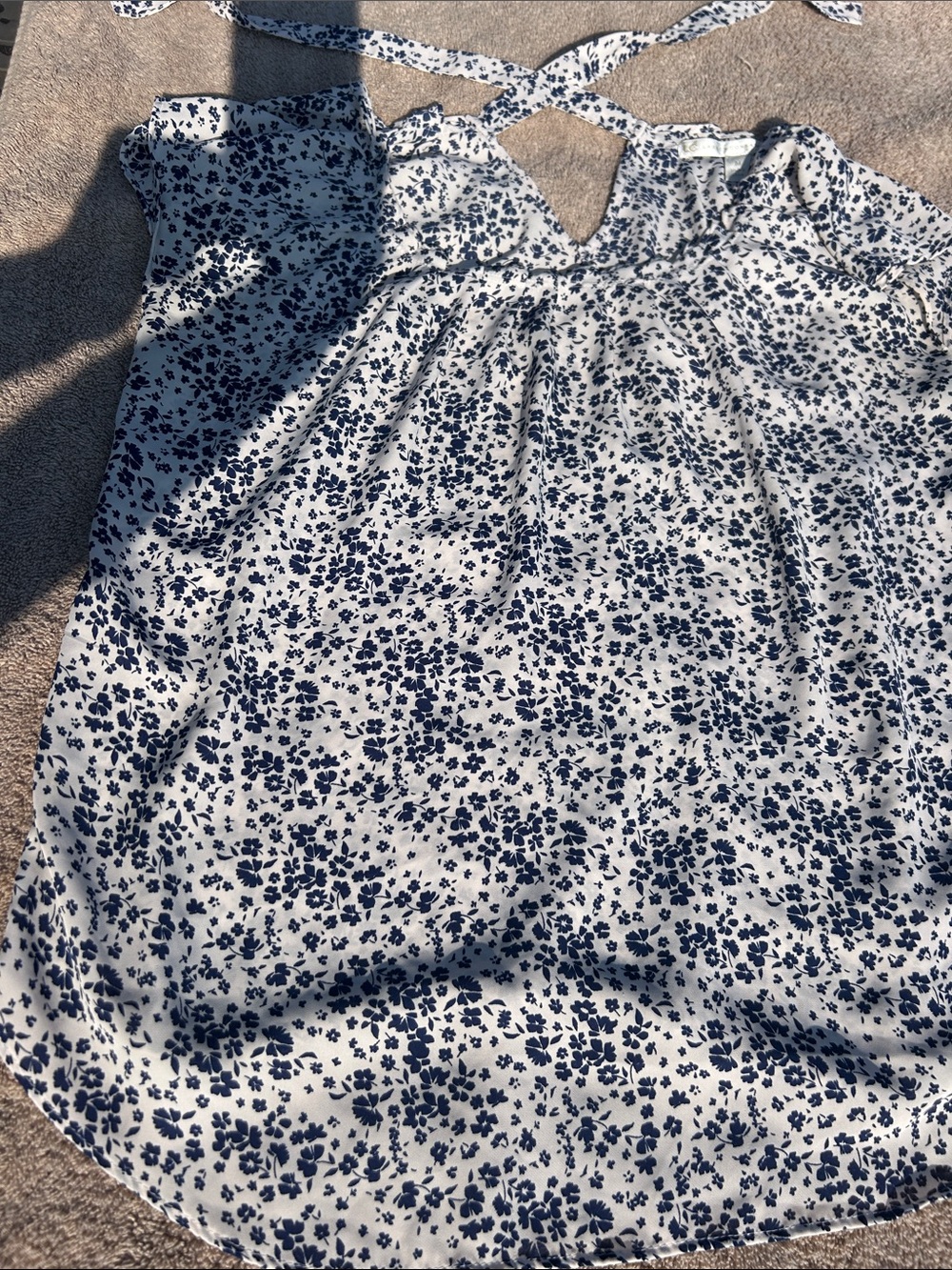LC Lauren Conrad White and Navy Blue Floral Tie-Back Blouse